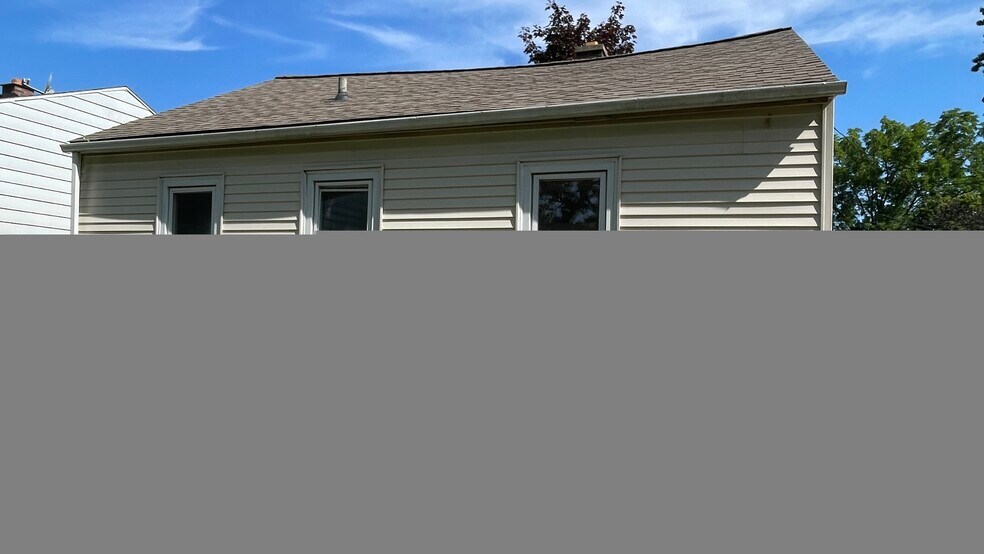 Building Photo - 3517 Herrick St