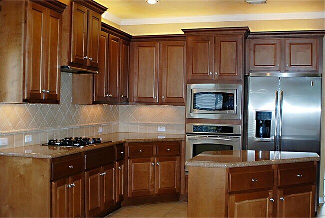 Building Photo - 5014 Grand Phillips Ln