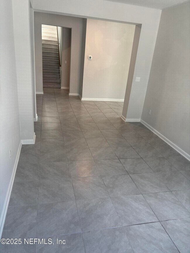 Building Photo - 12032 Bridgehampton Rd