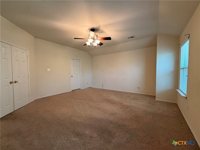 Building Photo - 109 W Great Plains Trail