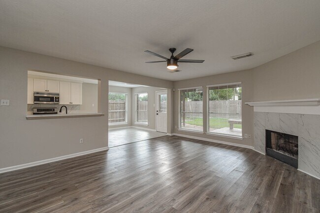 Building Photo - 19407 Scarlet Cove Dr