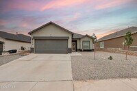 Building Photo - 7416 Tamarack Pl