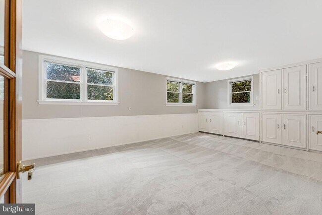Building Photo - 6534 Jay Miller Dr