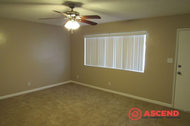 Building Photo - 2623 Van Buren Pl