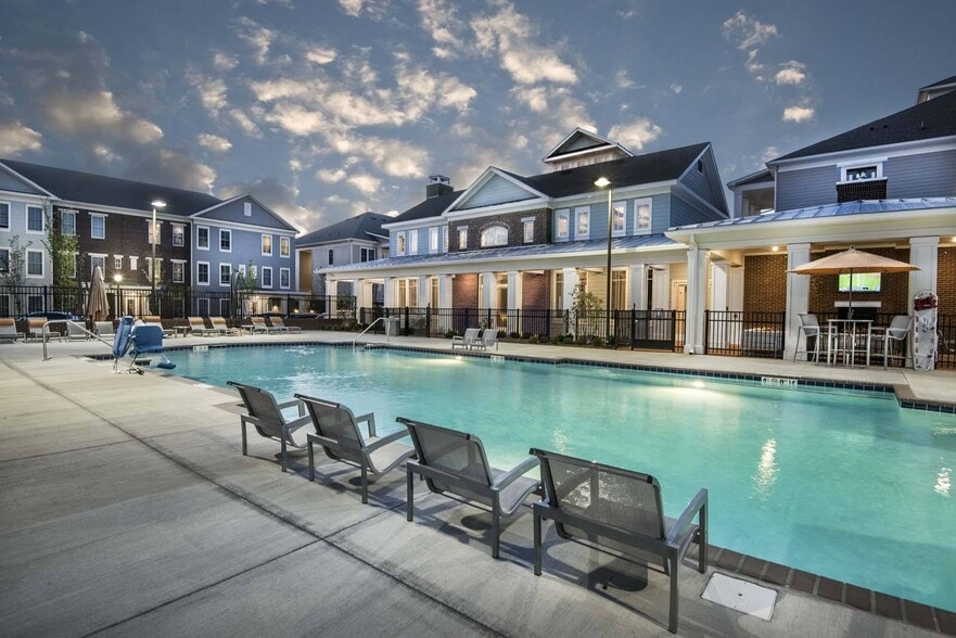 Primary Photo - Veranda at Norton Commons