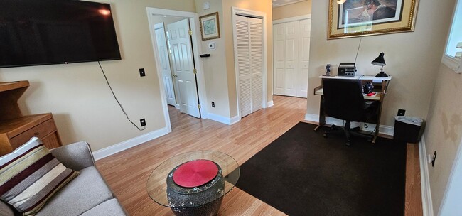 Building Photo - Charming Long Term Rental - Georgetown, SC