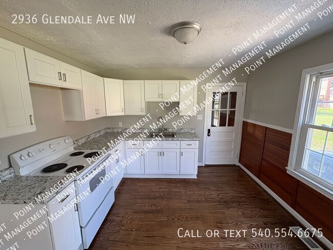 Building Photo - 2936 Glendale Ave NW