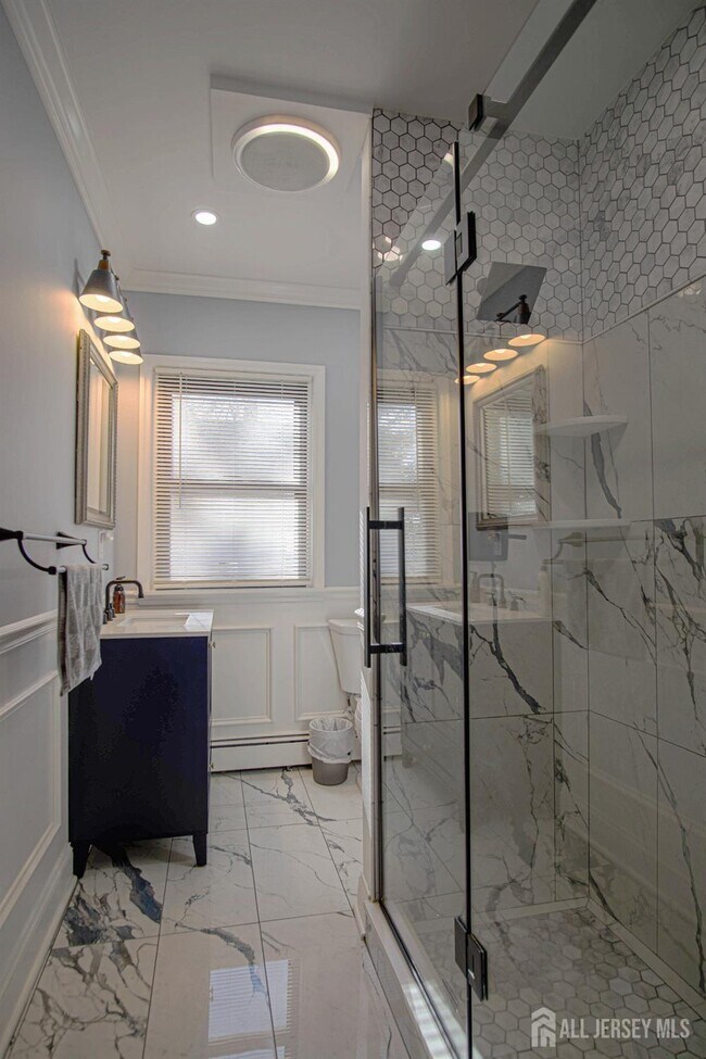 Building Photo - 9 Academy St