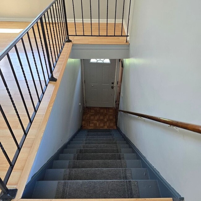 Building Photo - 20169 Ash Ln