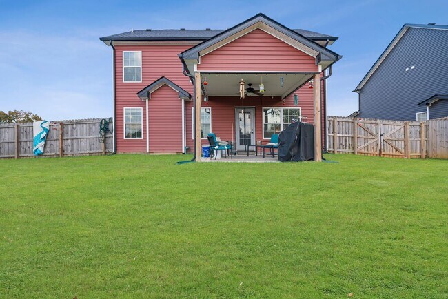Building Photo - 456 Woodtrace Dr