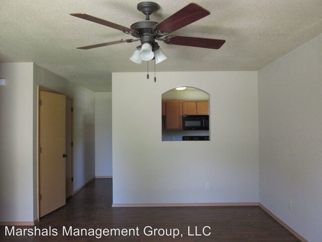 Building Photo - 2 br, 1 bath Apartment - 5428 PLUM A-B