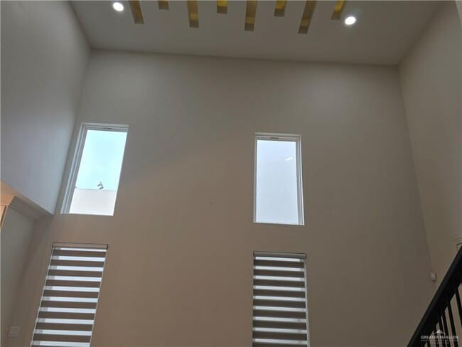 Building Photo - 24 Dorado Dr