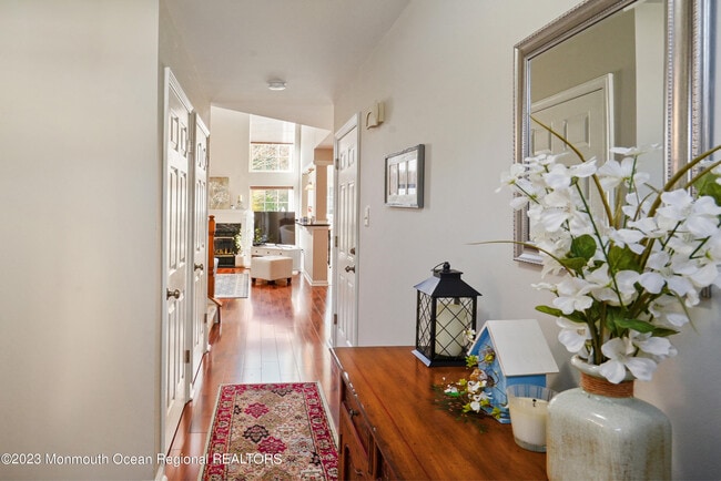 Building Photo - 192 Tarpon Dr