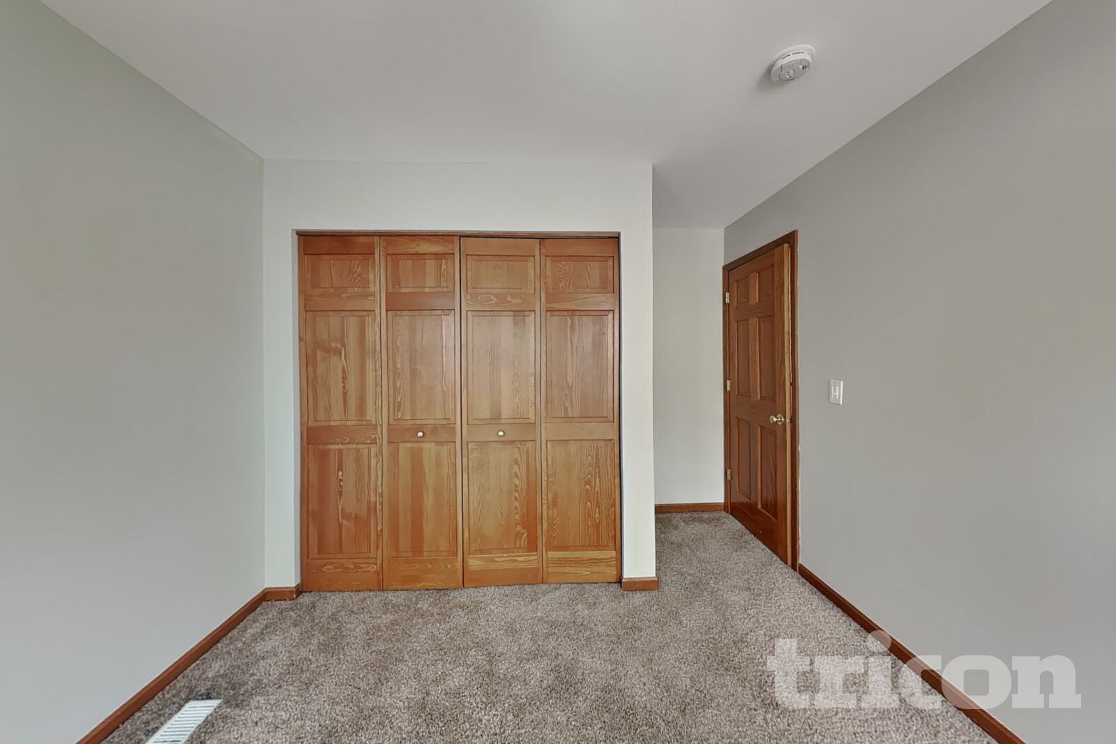 Building Photo - 1278 McDole Dr