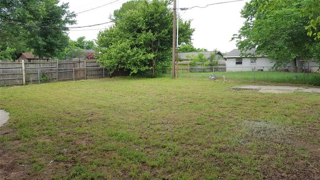 Building Photo - 1508 Southern Heights Ave