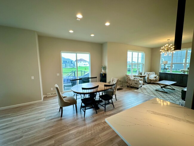 Building Photo - 10611 Coneflower Ct