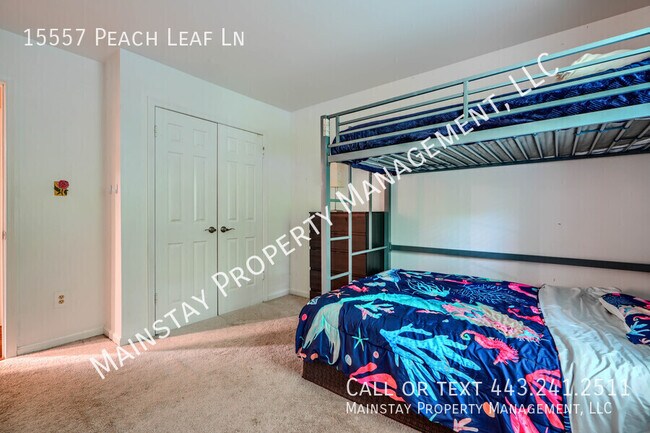 Building Photo - 15557 Peach Leaf Ln