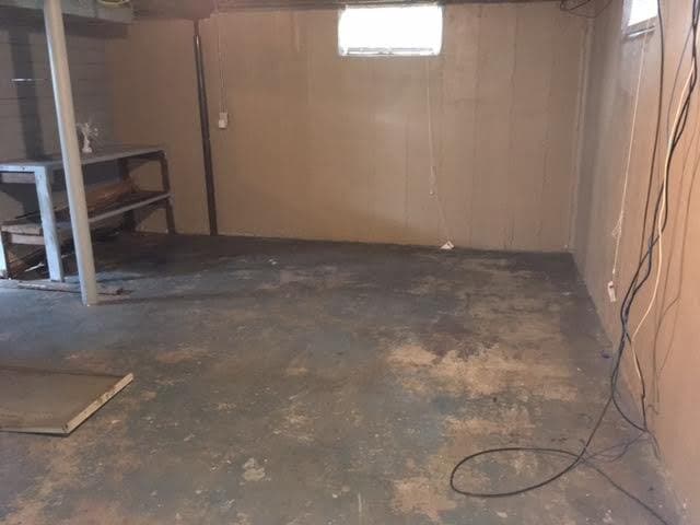 Building Photo - 513 S Edison Ave