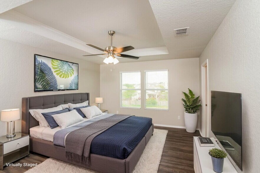 Building Photo - 9431 Hanover Sky