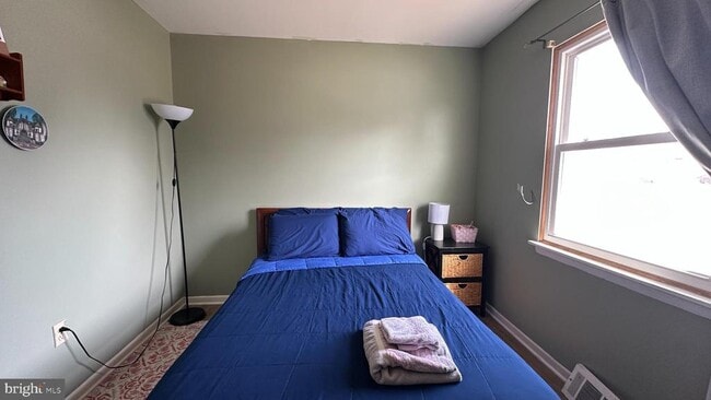 Building Photo - 228 Embleton Rd