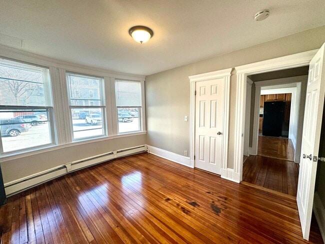 Building Photo - 124 Green St