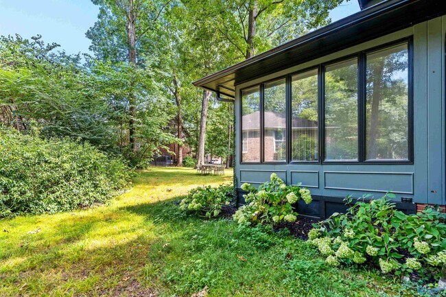 Building Photo - 7705 Foxfire Dr SE