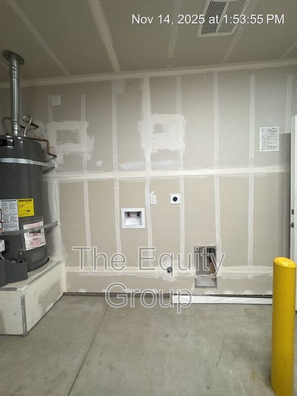 Building Photo - 519 S Summit St