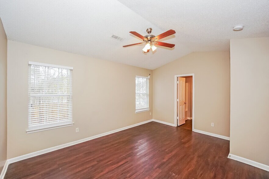 Building Photo - 11352 Red Finch Ln