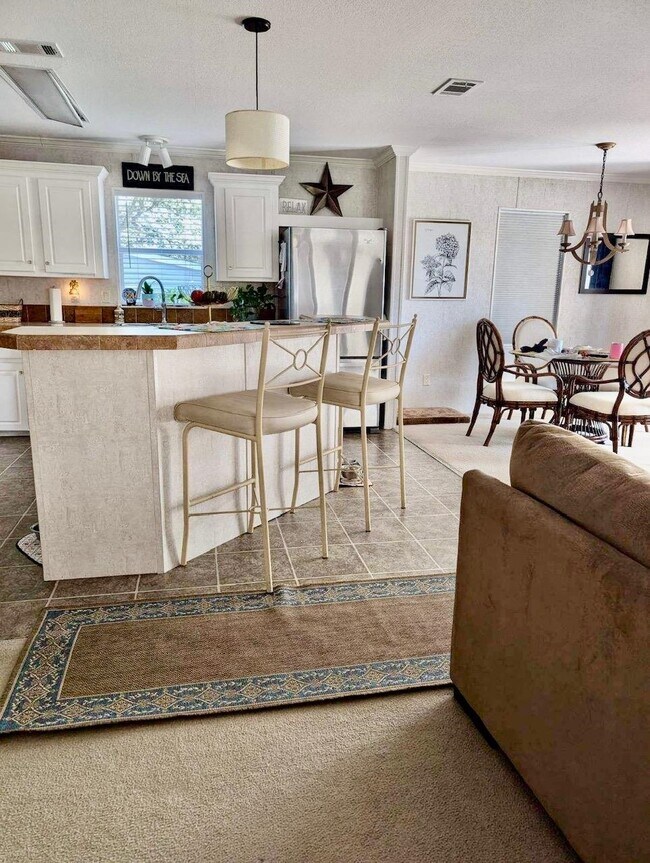 Building Photo - 292 Majorca Rd