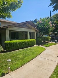 Building Photo - Spacious 3-Bed, 2-Bath Duplex with Private...