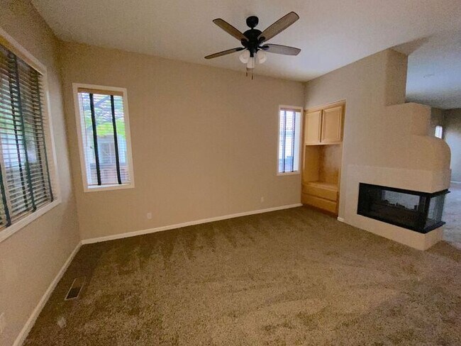 Building Photo - Near Disc Drive - Sparks Single Story 3 Bedroom House