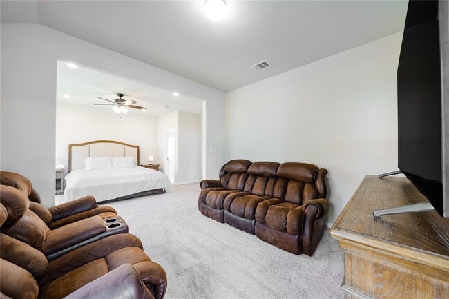 Building Photo - 2021 Cartway Ct