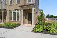 Building Photo - 47 Robeson St