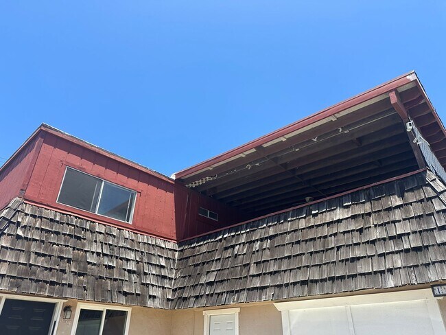 Building Photo - 1153-1155 Emory Street