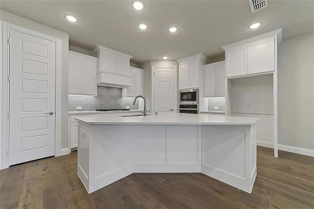 Building Photo - 1964 Sweetwater Ln