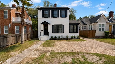 Building Photo - 1651-1653 Flagler Avenue