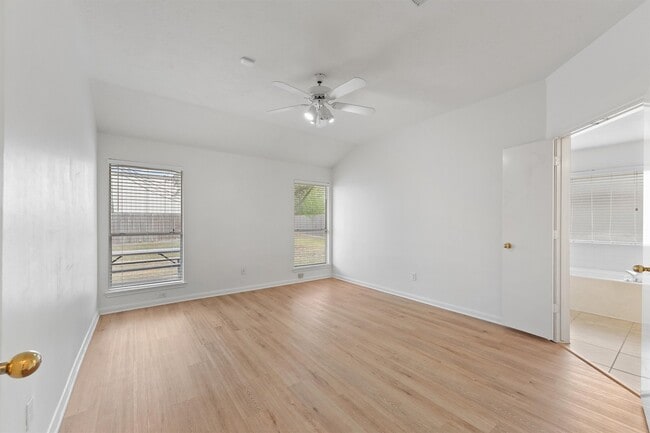 Building Photo - 14631 Englebrook Dr