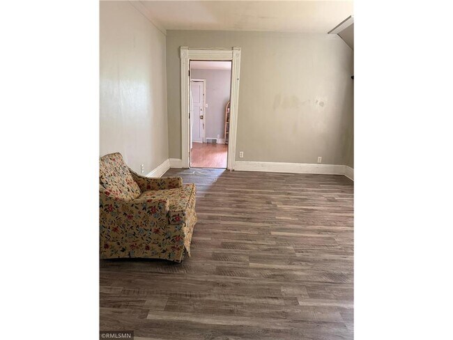 Building Photo - 944 Albemarle St