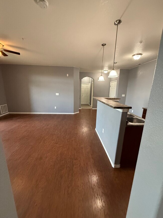 Building Photo - 4835 Wells Branch Heights