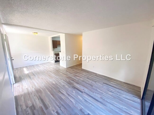 Building Photo - 2069 California Ave