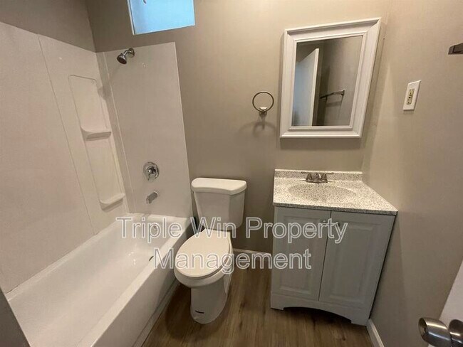 Building Photo - 11423 Ortega Dr