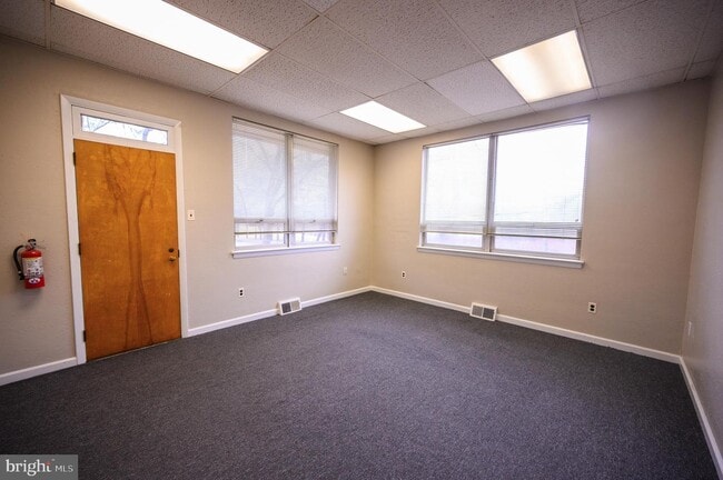 Building Photo - 980 Davisville Rd