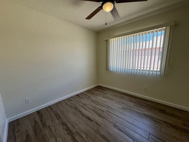 Building Photo - 17701 N Woodrose Ave