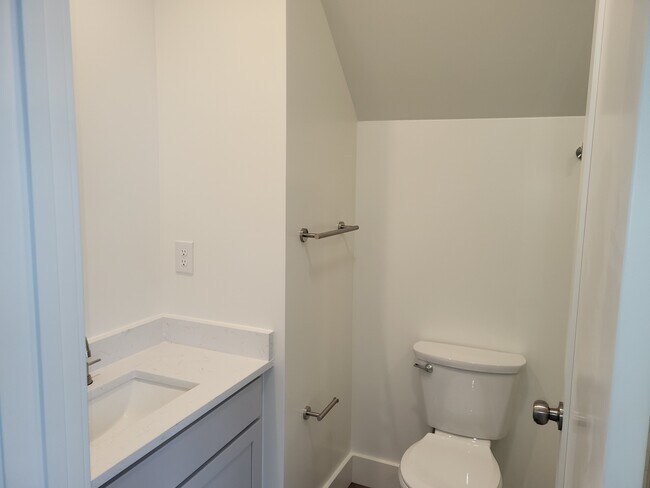 Building Photo - 2173 Professor Ave