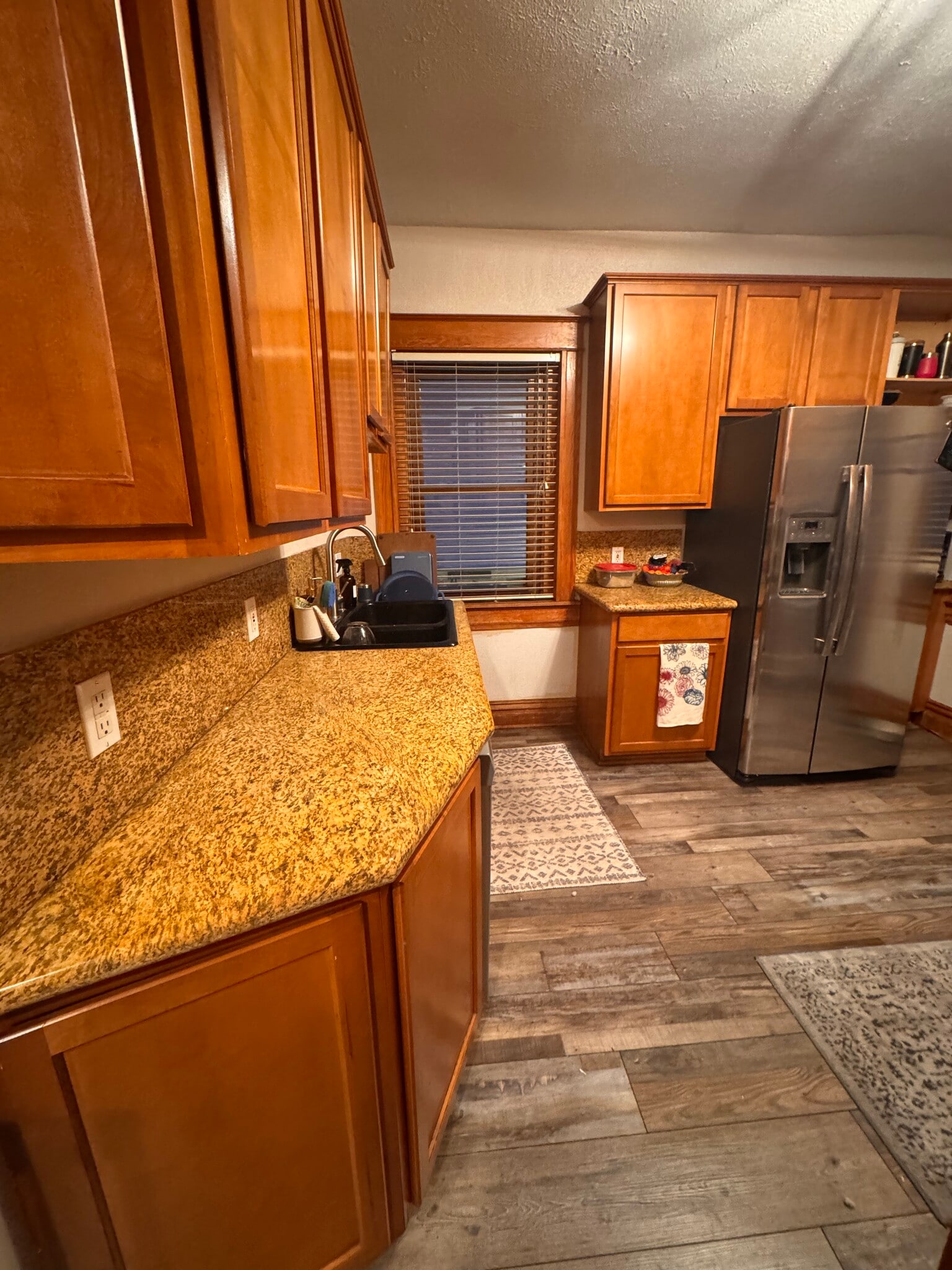 Kitchen - 2415 N Vine St