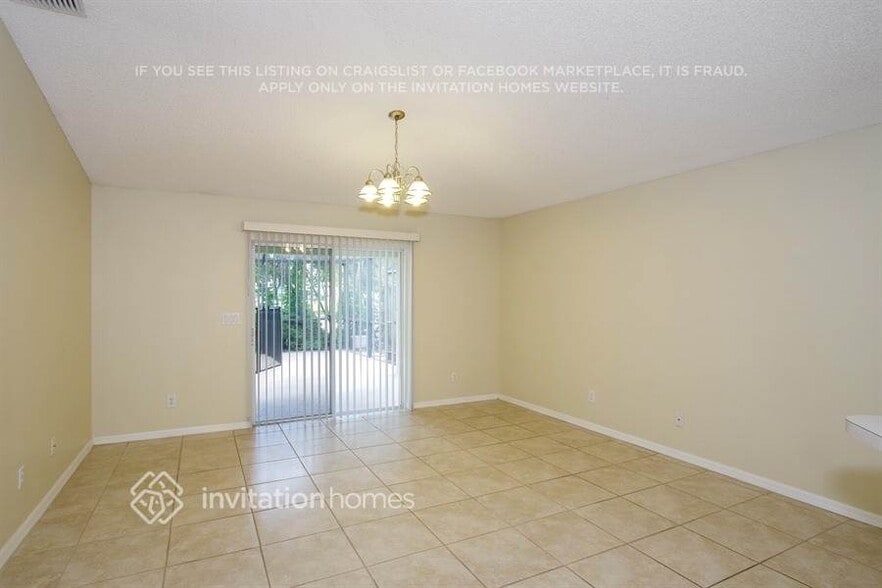 Building Photo - 2414 Bayhill Dr