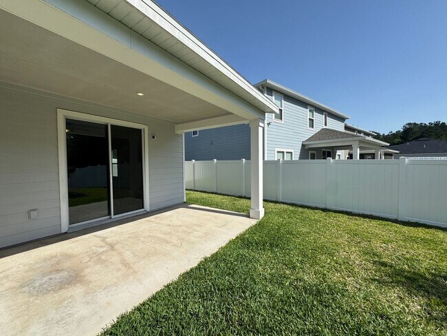 Building Photo - Ready Now: Panther Creek Two-Story Single Family Home
