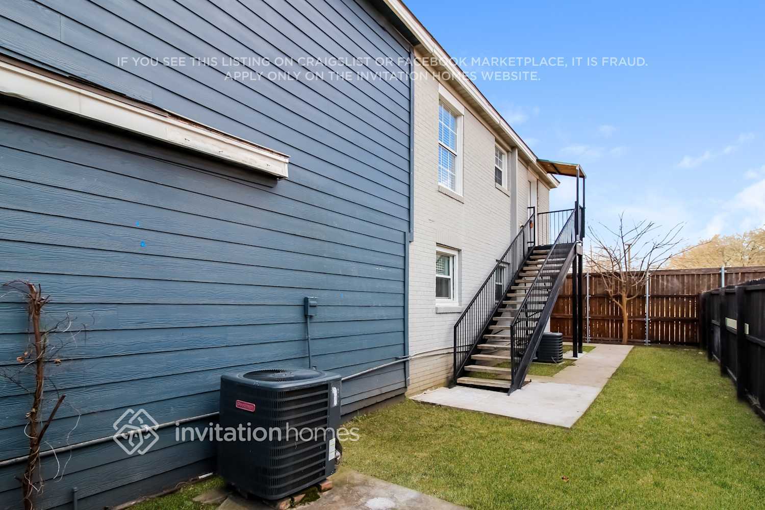 Building Photo - 403 E Standifer St