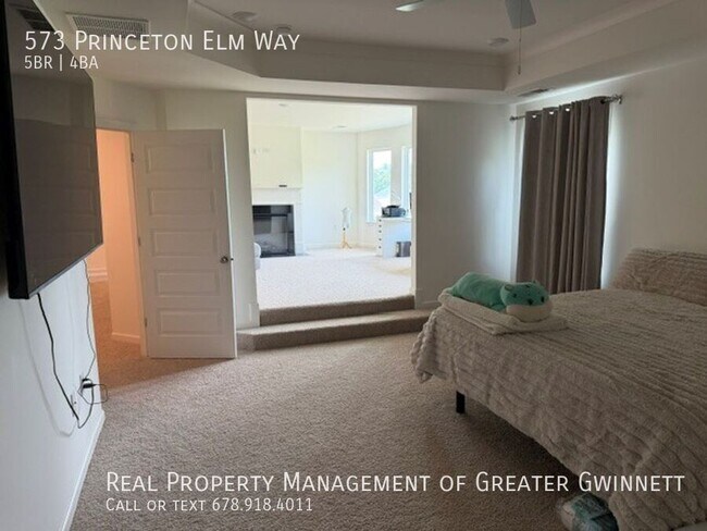 Building Photo - 573 Princeton Elm Pl