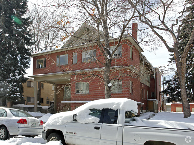 Primary Photo - Cross Park Apartments